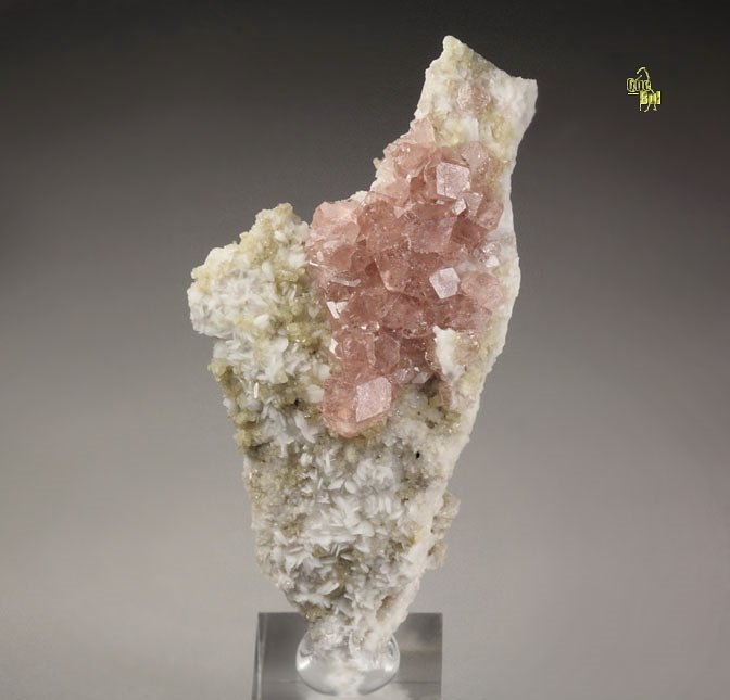 gem PINK GARNET var. GROSSULAR, DIOPSIDE, ALBITE