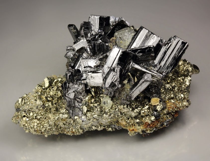 ENARGITE, PYRITE, FLUORITE