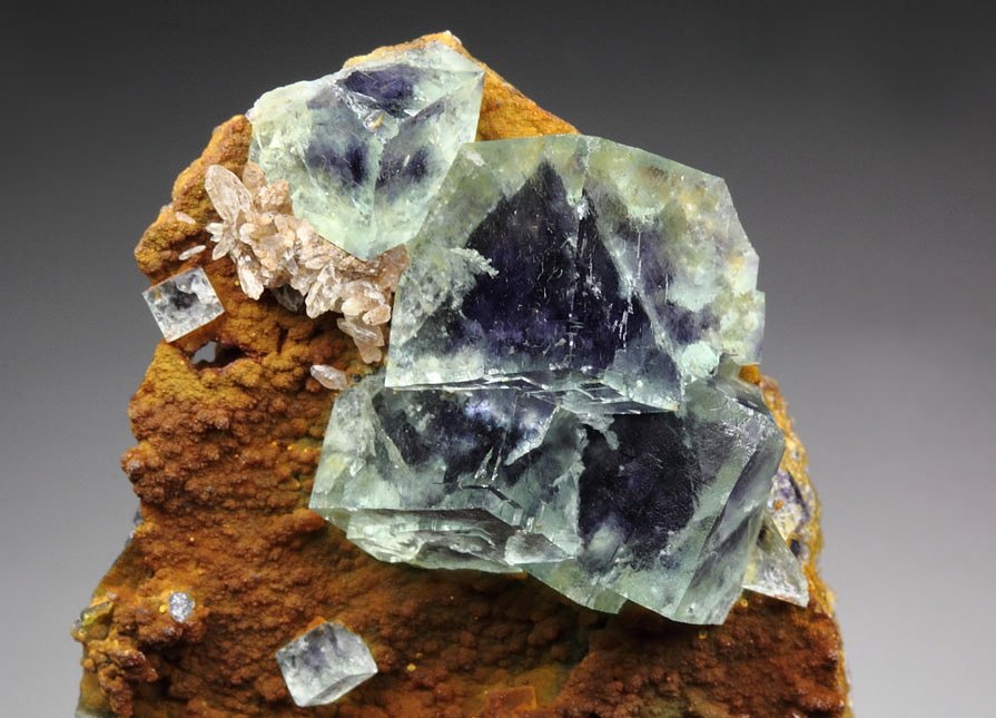 new find - FLUORITE with PHANTOMS