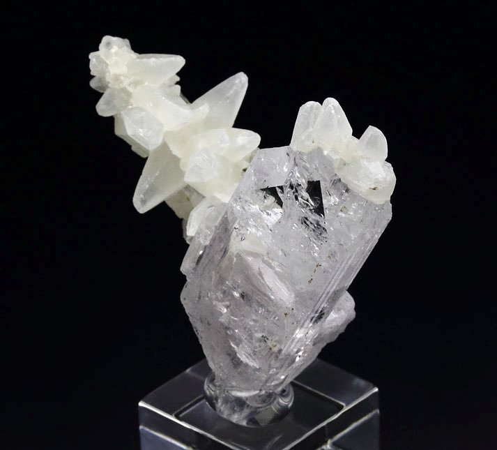 gem DANBURITE, CALCITE