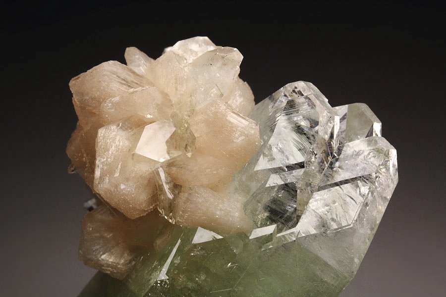 gem FLUORAPOPHYLLITE-(K) bi-terminated, STILBITE