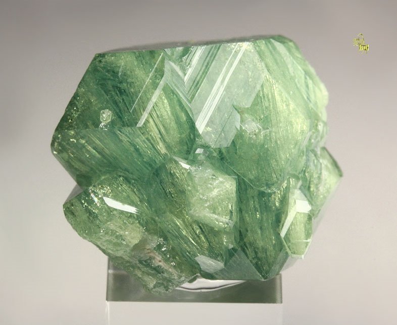 gemmy GARNET var. ANDRADITE var. DEMANTOID with WOLLASTONITE inclusions