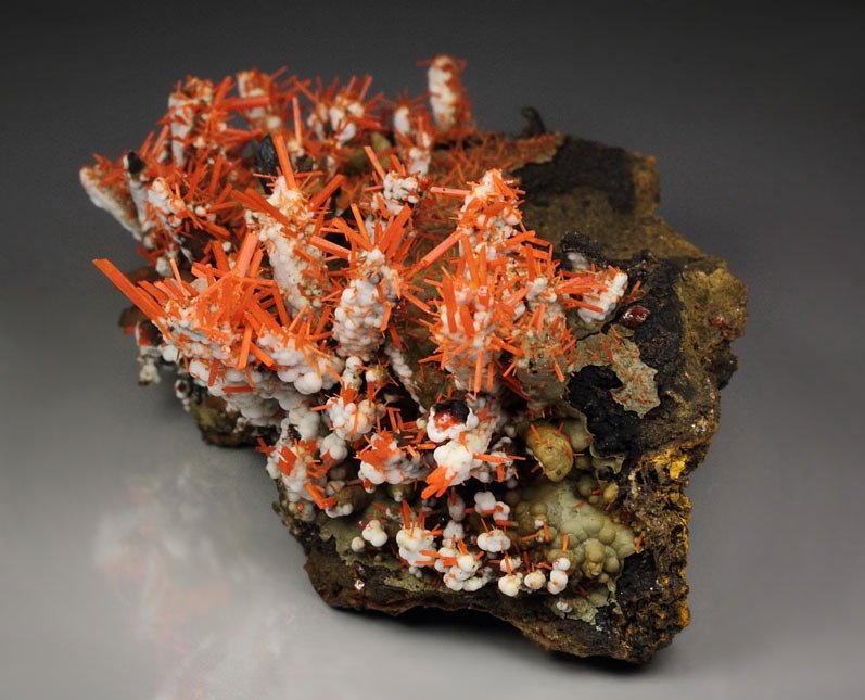 CROCOITE, GIBBSITE