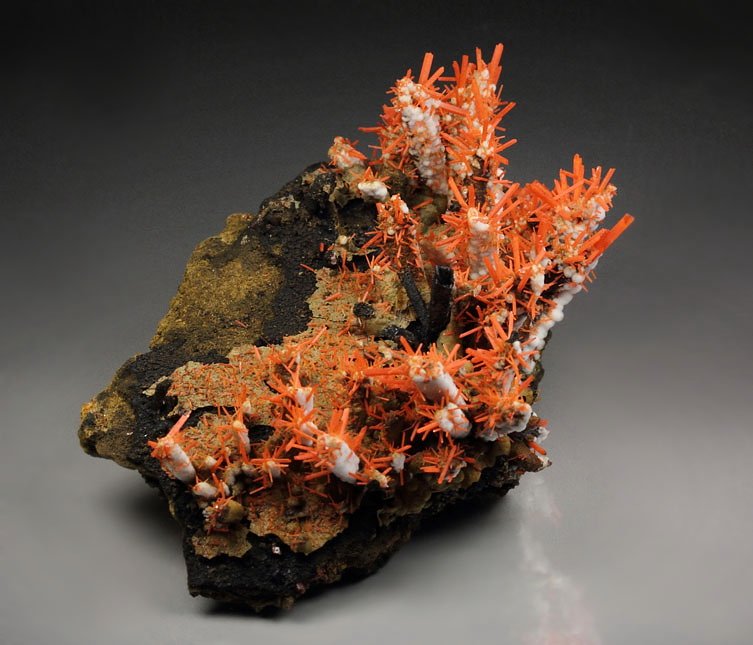 CROCOITE, GIBBSITE