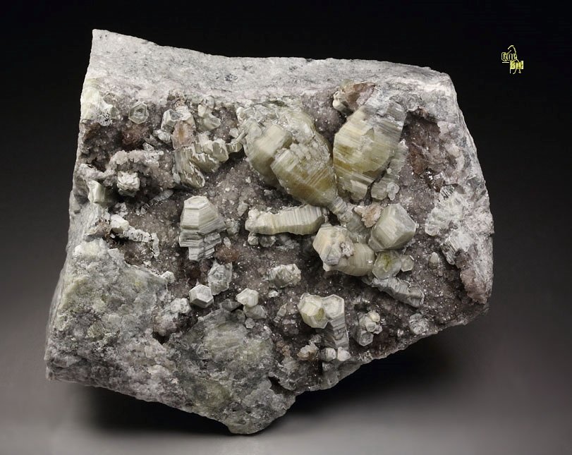 WELOGANITE, QUARTZ