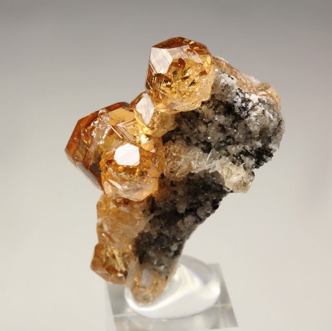 gem GARNET var. GROSSULAR