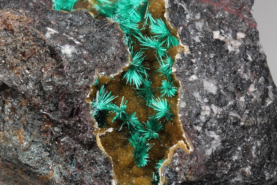 BROCHANTITE