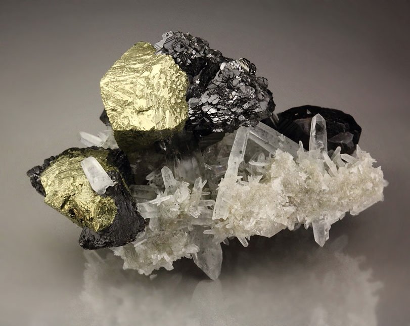 CHALCOPYRITE, SPHALERITE, QUARTZ