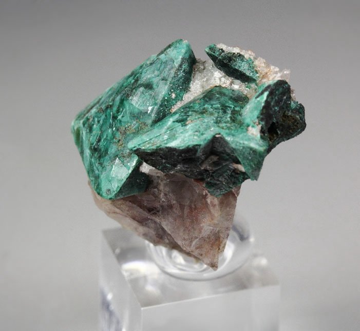 TETRAHEDRITE, MALACHITE, QUARTZ