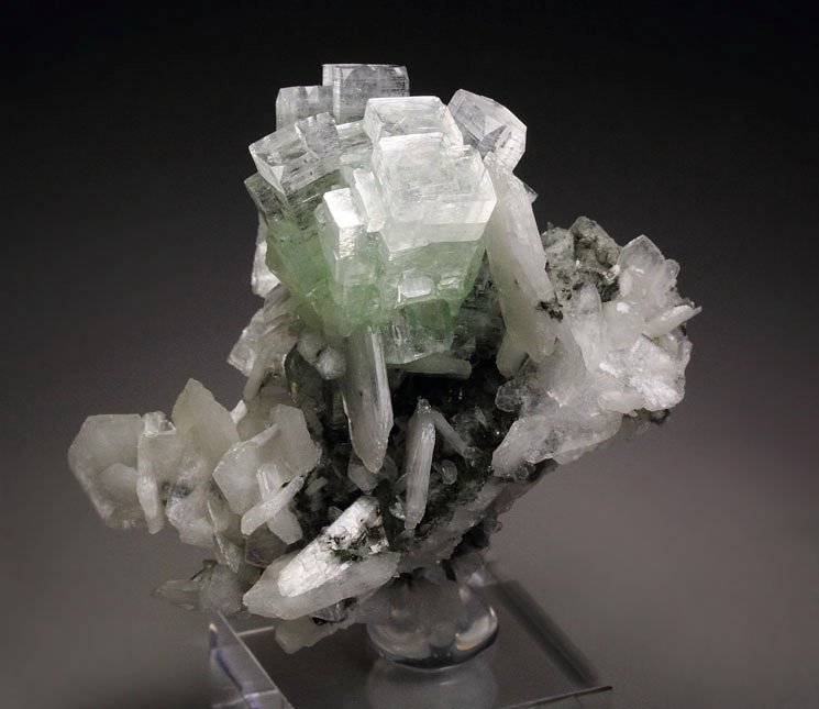 FLUORAPOPHYLLITE-(K) disco ball, STILBITE, MORDENITE 