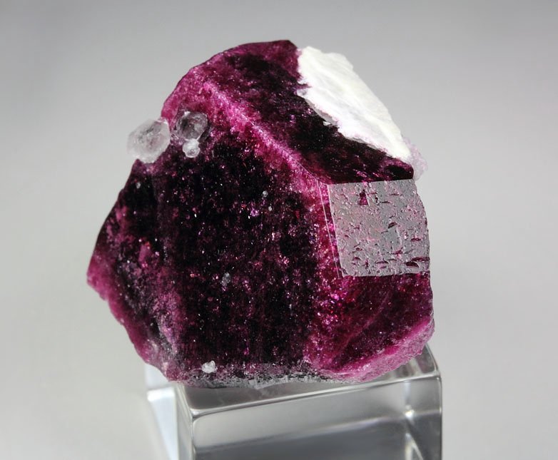 gemmy ELBAITE-LIDDICOATITE series, QUARTZ