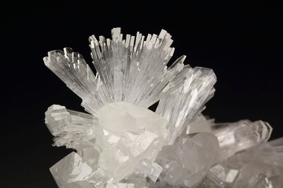 HEMIMORPHITE, CALCITE