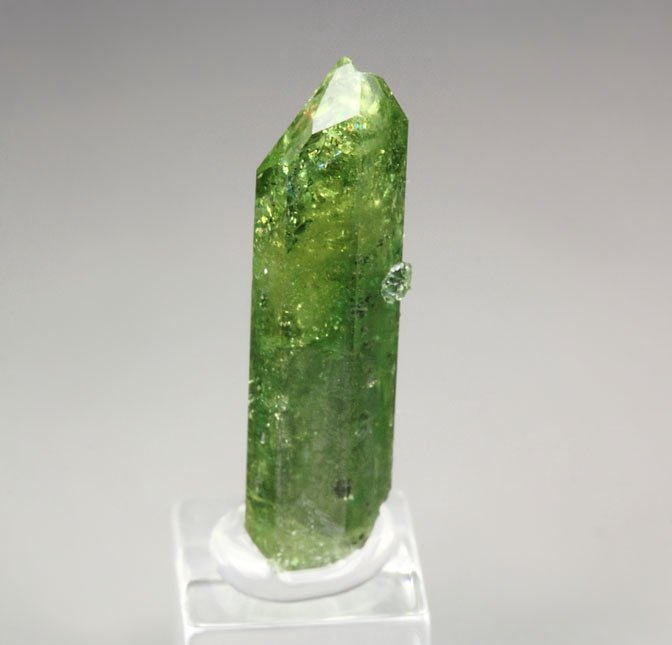 gem VESUVIANITE