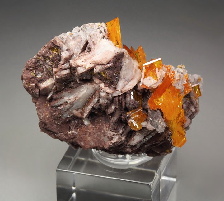 WULFENITE