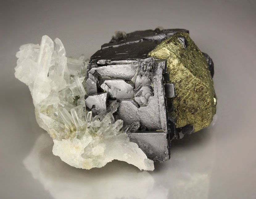 CHALCOPYRITE, GALENA, QUARTZ