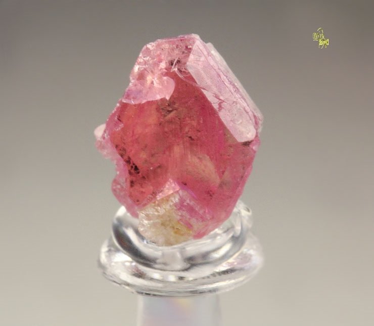 gem PEZZOTTAITE