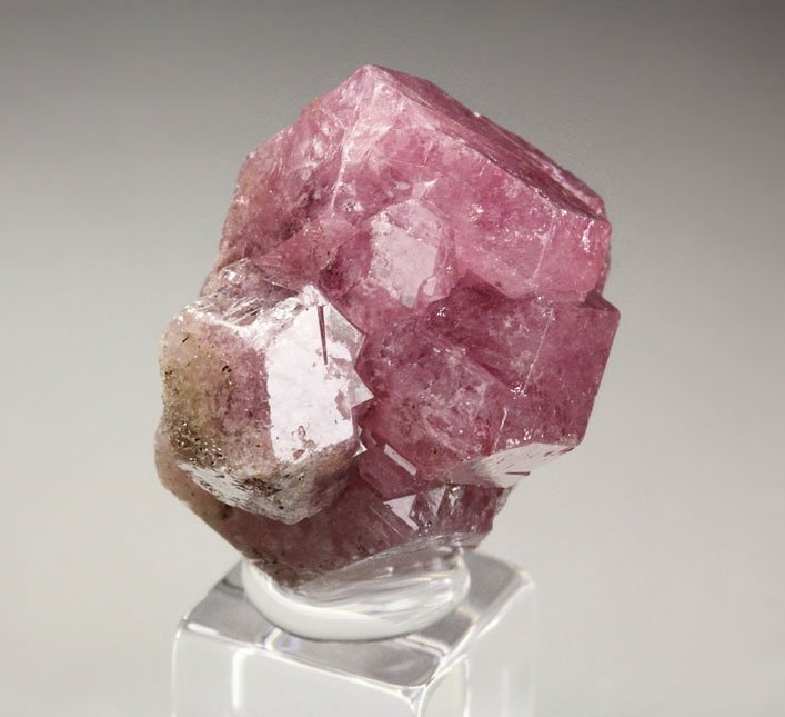 GARNET var. GROSSULAR