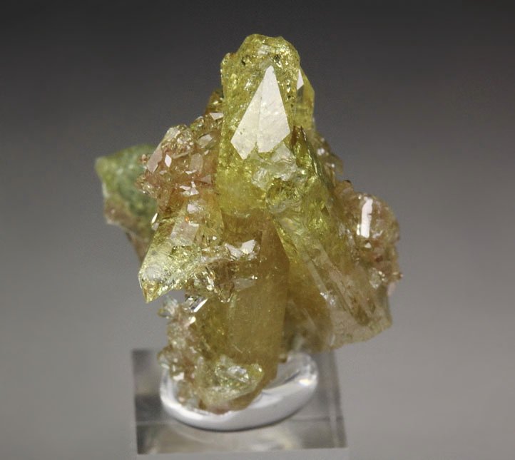 gem VESUVIANITE