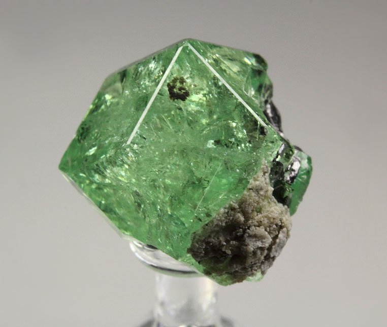 gem GARNET var. GROSSULAR var. TSAVORITE