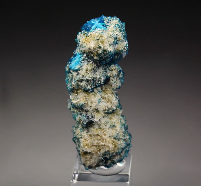 CAVANSITE stalactite 