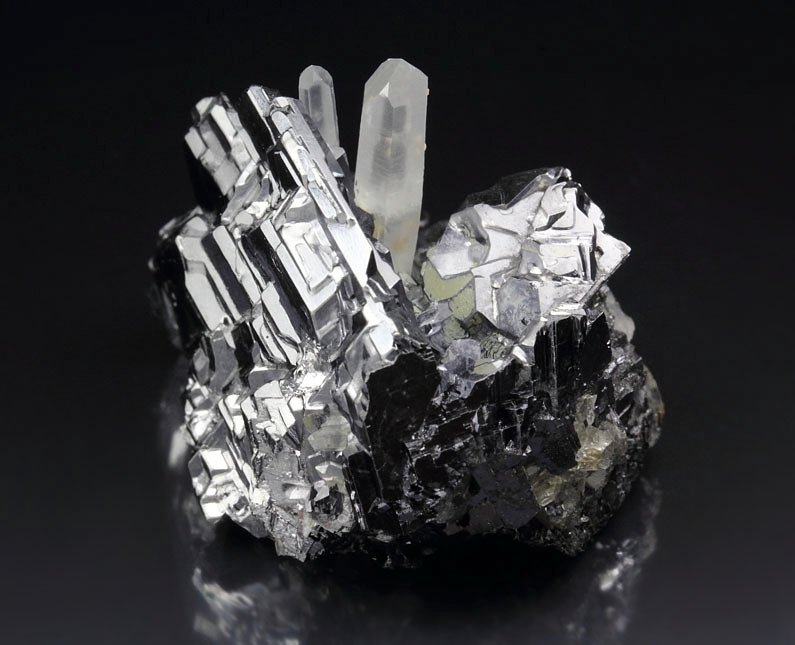 GALENA - SPINEL LAW TWIN, QUARTZ