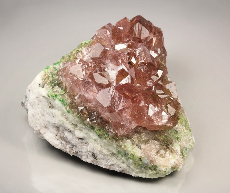 pink gem GARNET var. GROSSULAR