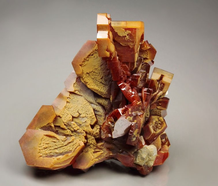 gemmy skeletal VANADINITE