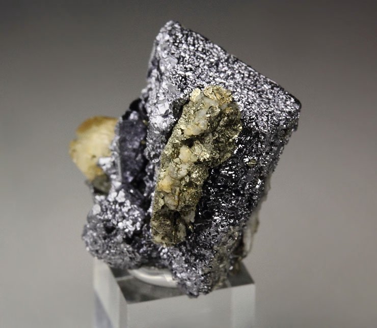 GALENA, CALCITE, PYRITE