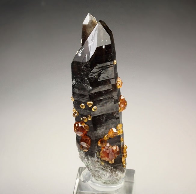 gem GARNET var. SPESSARTINE, QUARTZ var. SMOKY