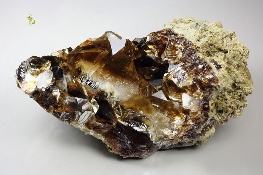 CALCITE, NATROLITE