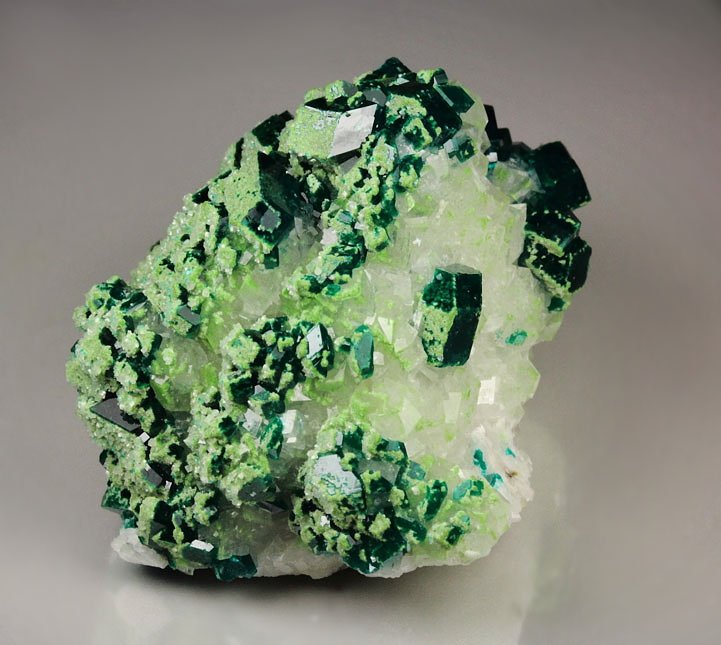 DIOPTASE, DUFTITE, CALCITE