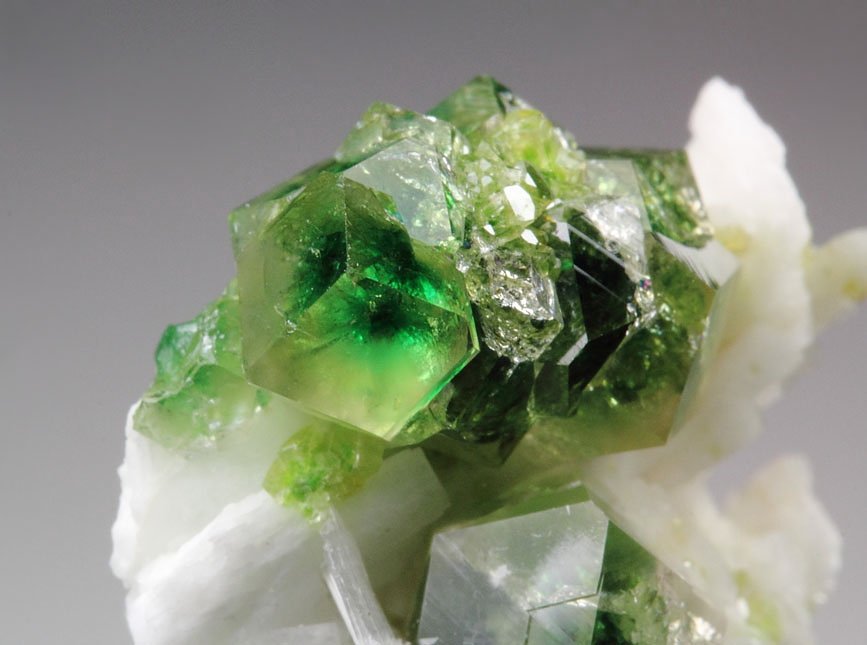 gem GARNET var. GROSSULAR with GREEN CHROMIAN PHANTOMS, ALBITE, PECTOLITE, DIOPSIDE