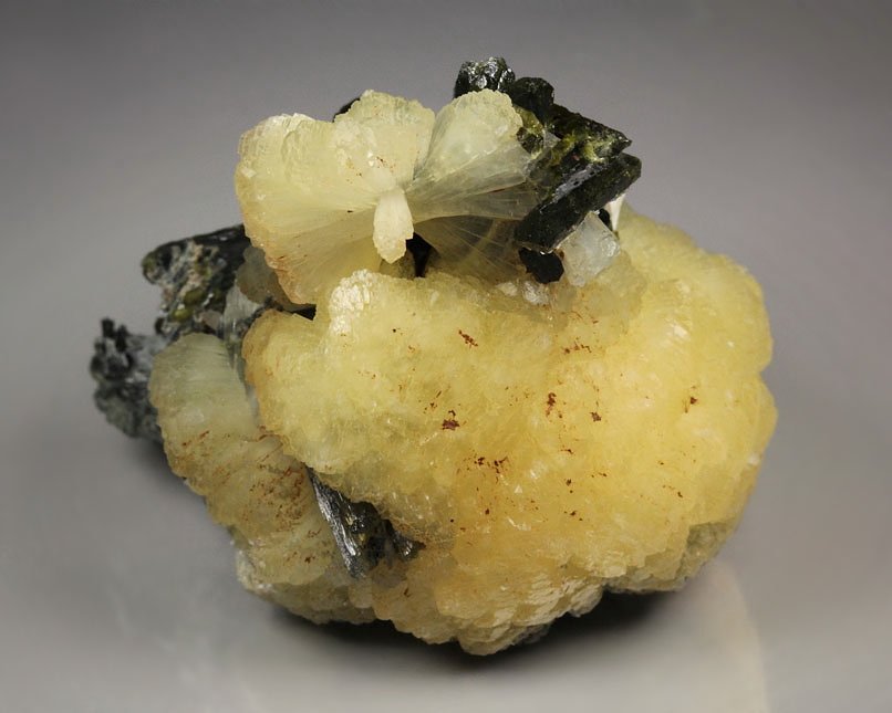 STILBITE-STELLERITE series, EPIDOTE