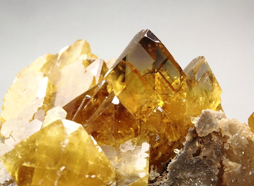 gem BARYTE