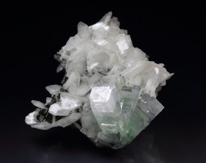 FLUORAPOPHYLLITE-(K) disco ball, STILBITE