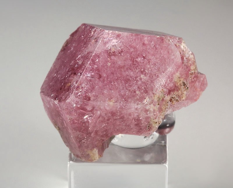 GARNET var. GROSSULAR