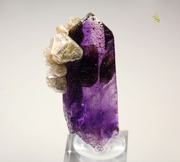 QUARTZ var. AMETHYST, CALCITE