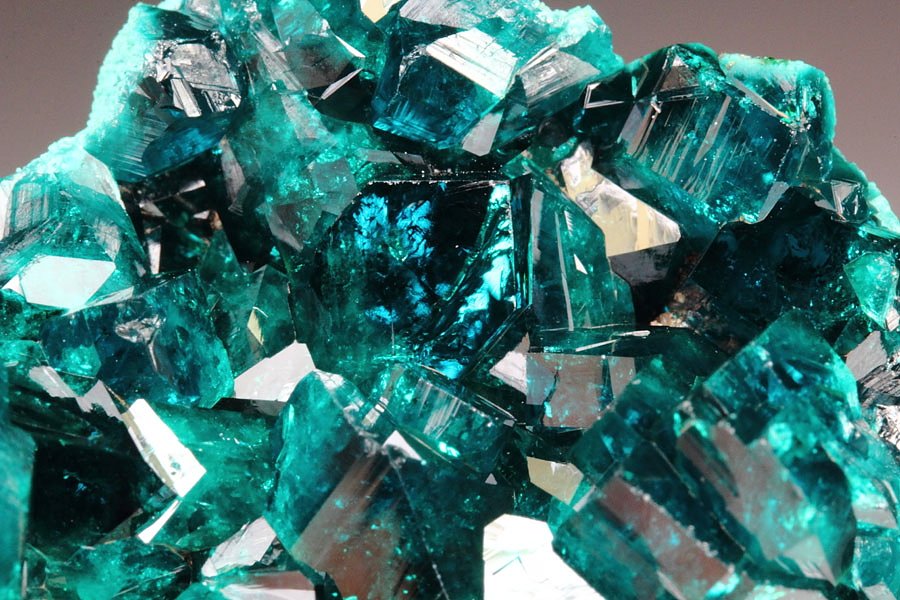 gem DIOPTASE