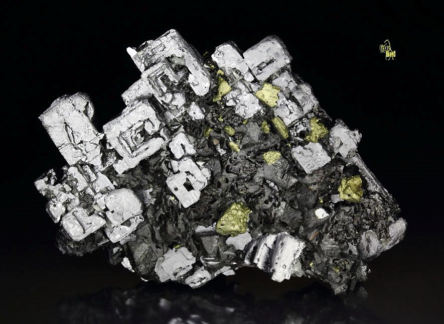 skeletal GALENA, SPHALERITE, CHALCOPYRITE