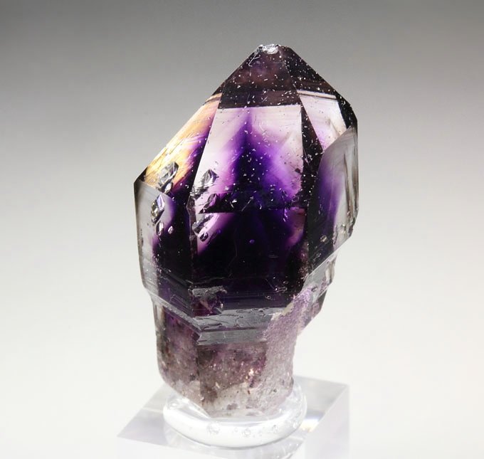 QUARTZ var. AMETHYST