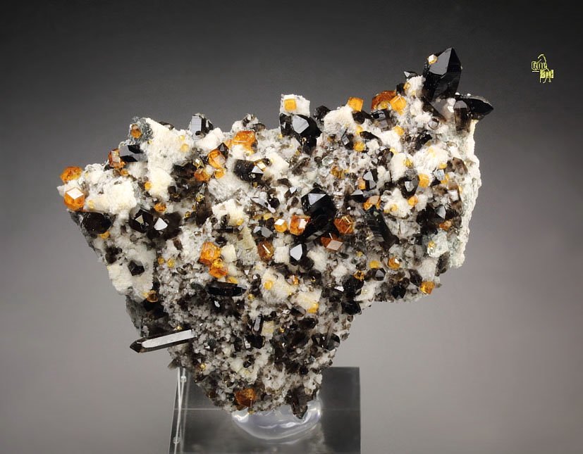 QUARTZ var. SMOKY, gem GARNET var. SPESSARTINE 