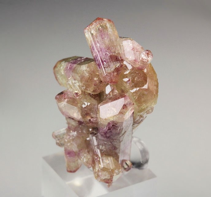 gem bi-terminated VESUVIANITE bi-color