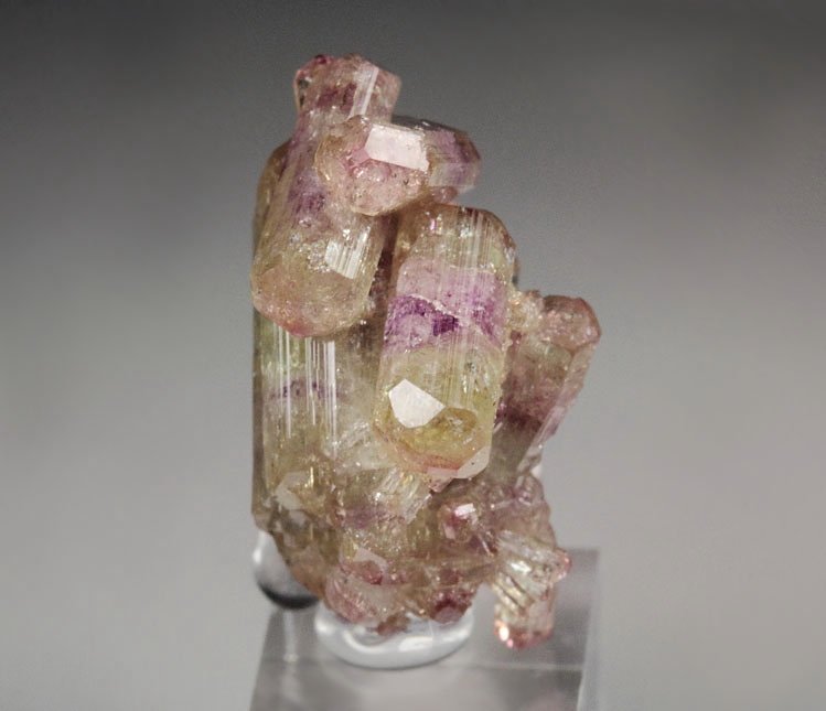 gem bi-terminated VESUVIANITE bi-color