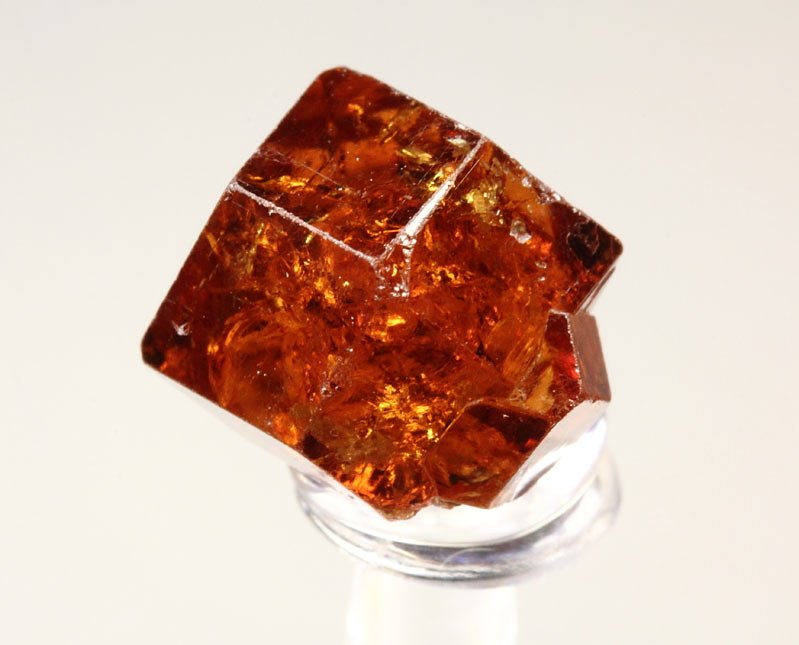 gem GARNET var. GROSSULAR