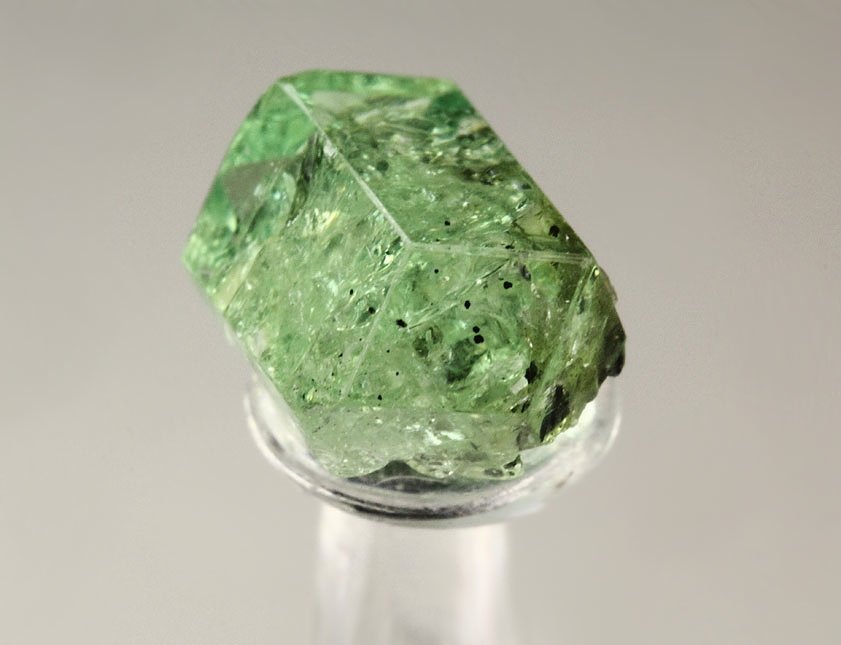 gem GARNET var. GROSSULAR var. TSAVORITE