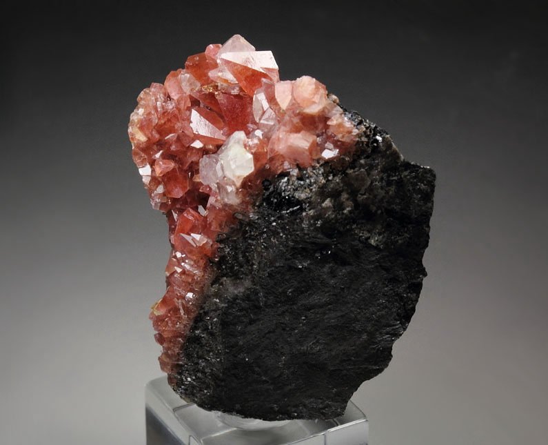 gemmy RHODOCHROSITE, QUARTZ