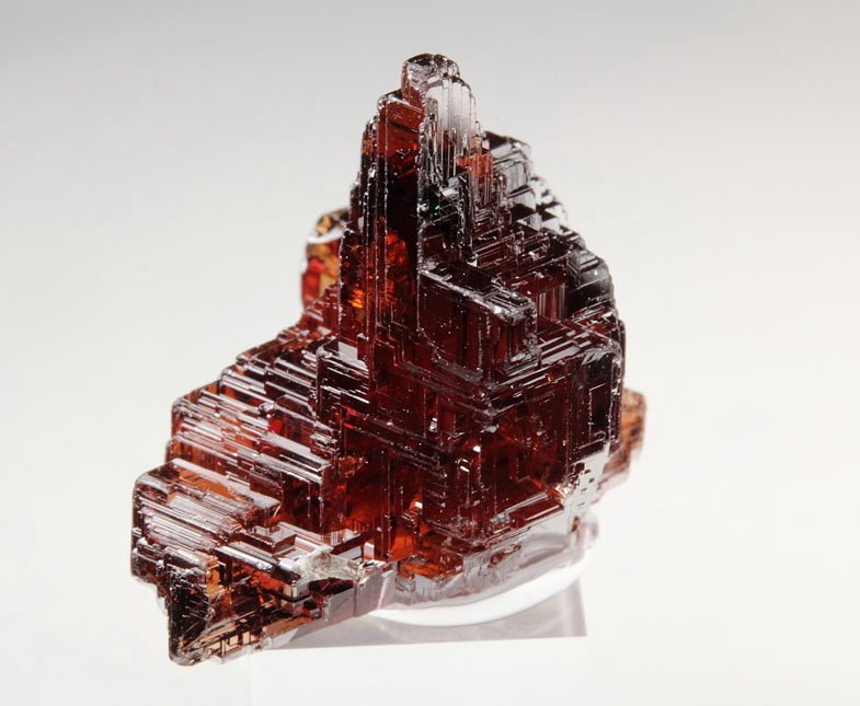 gem GARNET var. SPESSARTINE skeletal 