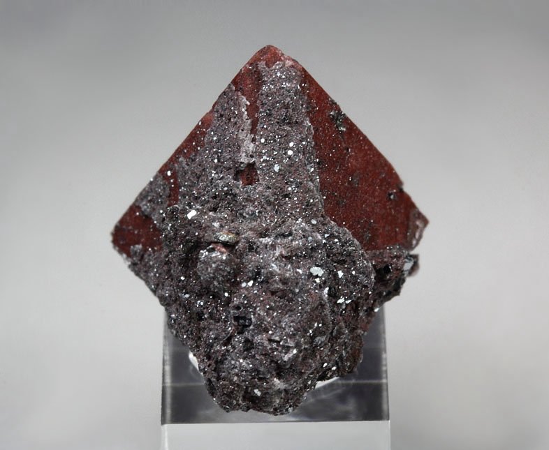 ZUNYITE