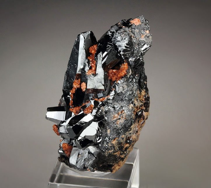 HEMATITE, GARNET var. ANDRADITE