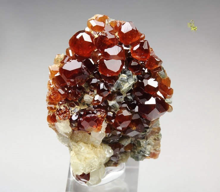 gem GARNET var. HESSONITE, DIOPSIDE, CLINOCHLORE